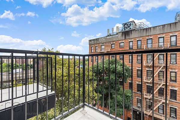 Rented by Rennit Inc. | media 9