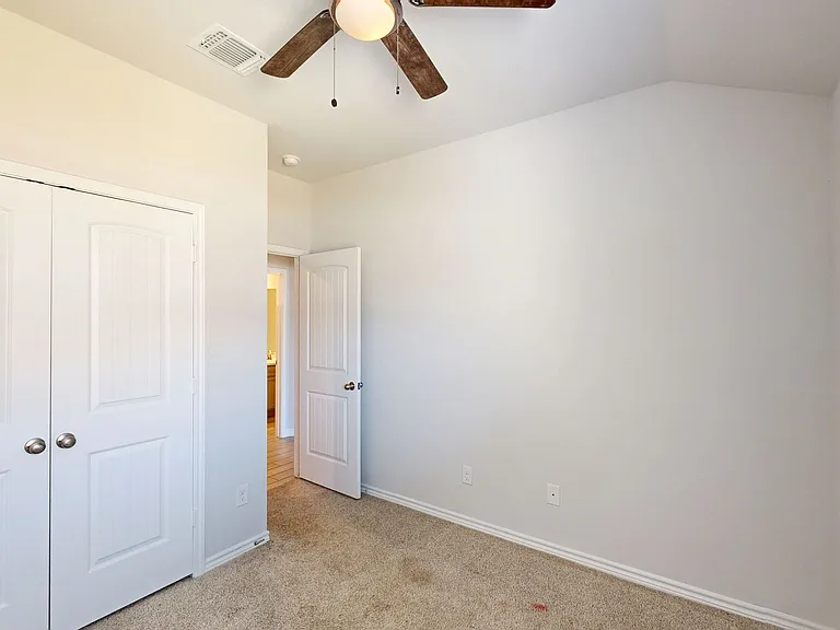 2417 Lavigne Ct — Photo 19