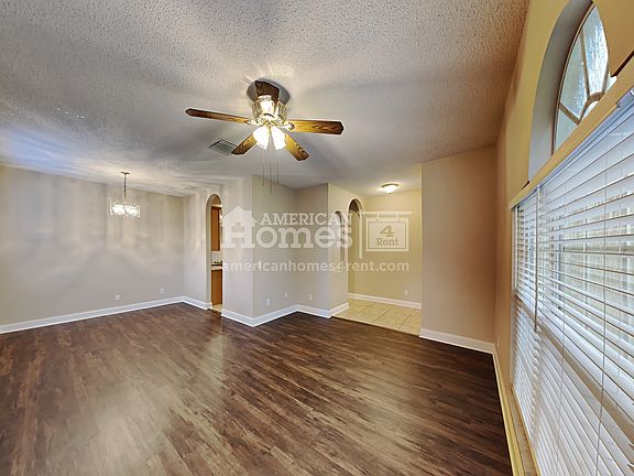 3rd image of 10318 Goldenbrook Way