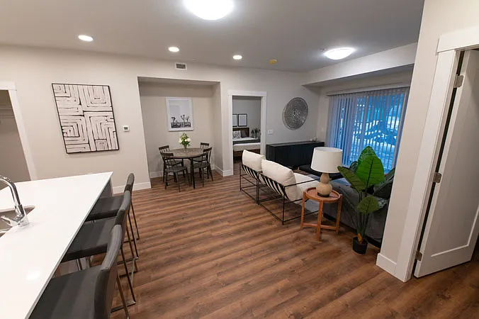 Foothills Crossing Apartments — Photo 4