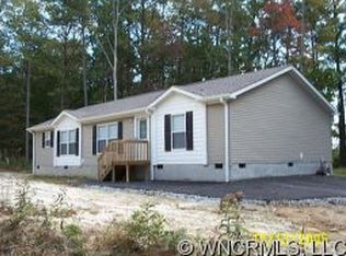 294 Katie Dr, Hendersonville, NC 28792