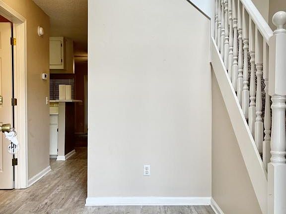 2nd image of 144 Woodmere Dr