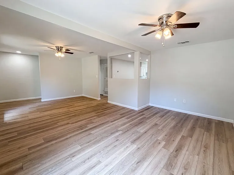 5701 Hanson Dr — Photo 5