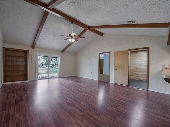 5th image of 504 Walnut St