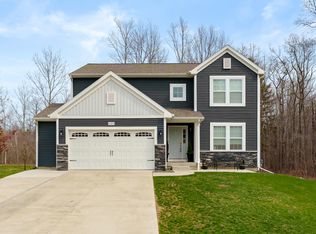5455 Seawall Ct, South Haven, MI