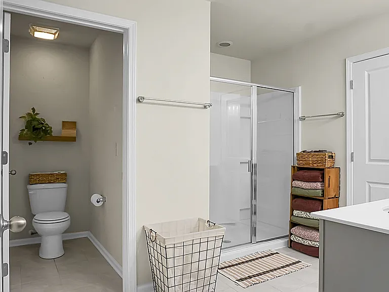 642 Woolum Dr — Photo 53