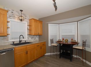 2604 S 78th St, West Allis, WI 53219