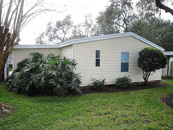 2nd image of 112 Misty Falls Dr