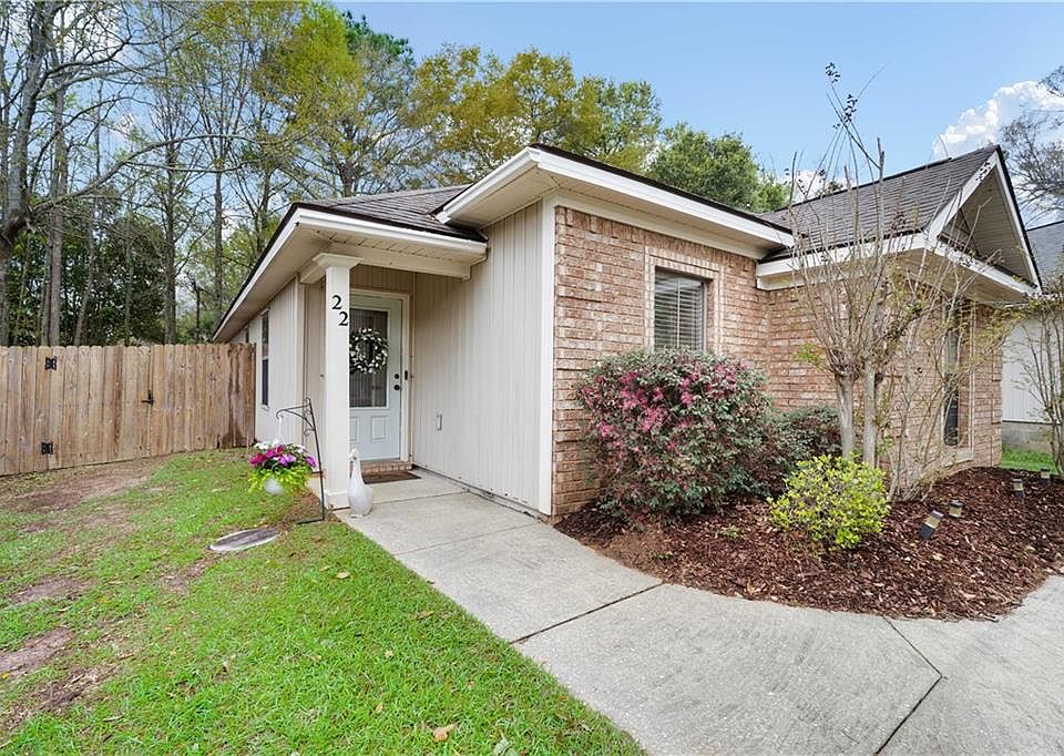 1st image of 22 Breydon Ct