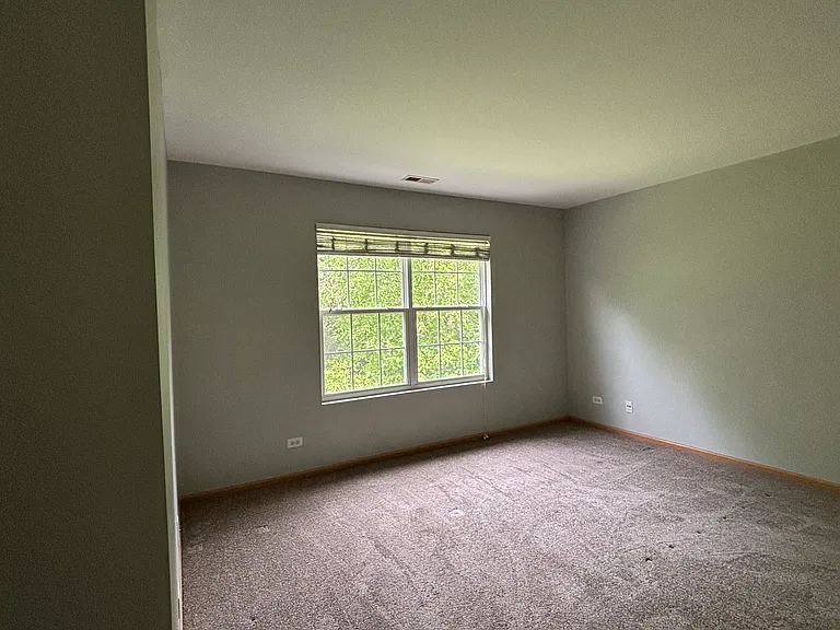 2633 Williamsburg Dr — Photo 8