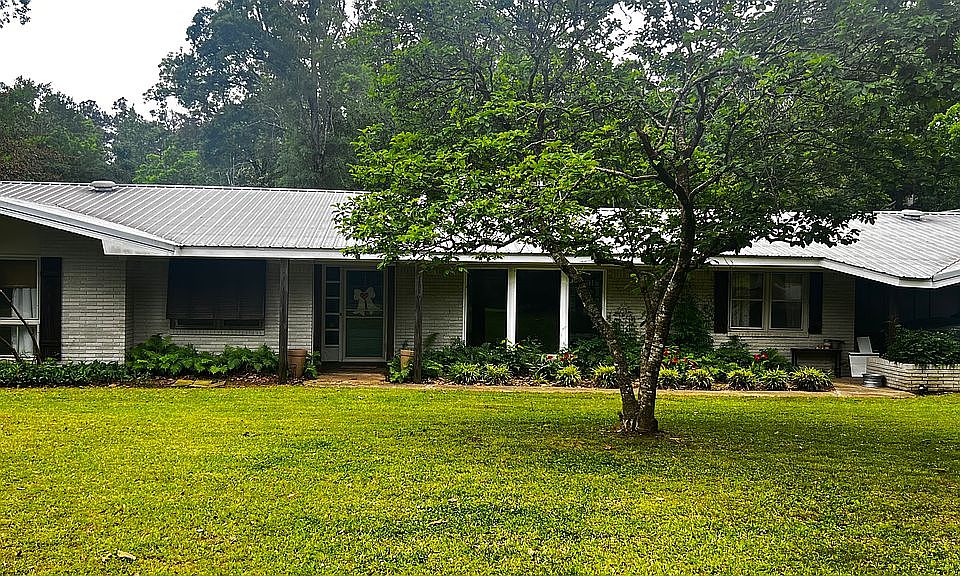 1st image of 1022 County Road 137