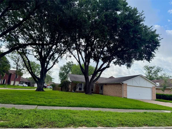 2118 Marot Dr, Katy, TX 77493