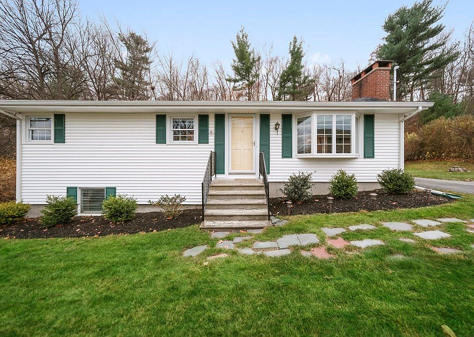 1st image of 29 Neptune Dr