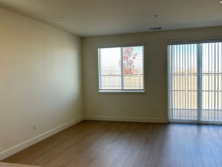 1776 Eagle Landing Dr — Photo 24