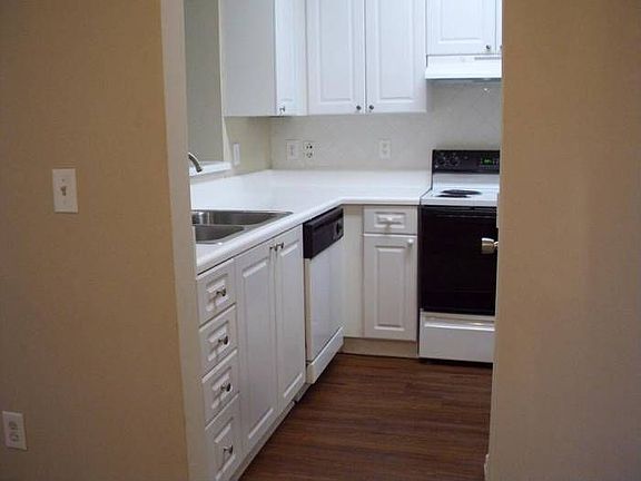 Open kitchen