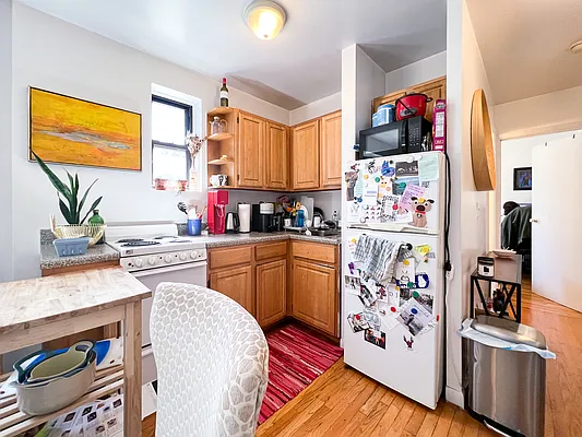 Rented by Compass | media 13