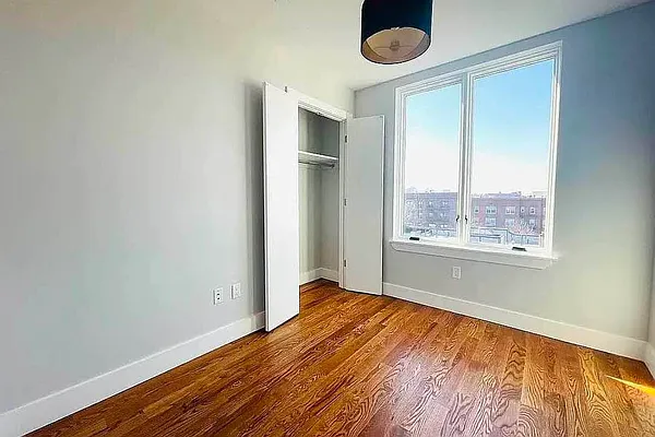 Rented by Skyhigh Realty NYC LLC | media 3
