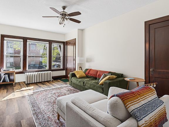 4th image of 2322 Garfield Ave