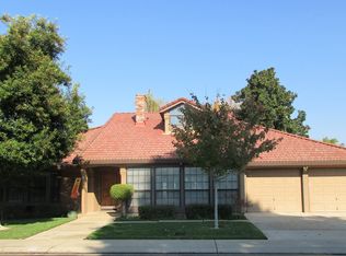 913 Rugby Ln, Modesto, CA 95356