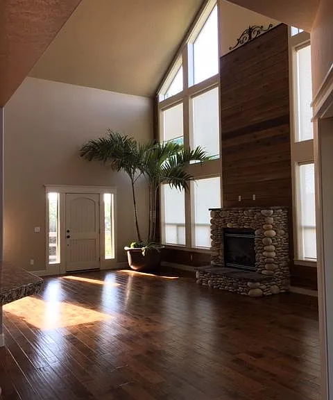 24440 Sparrow Rd — Photo 9