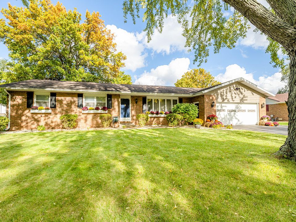 1st image of 1423 Saint Joseph Cir