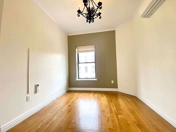 4th image of 1245 Dean St #3B