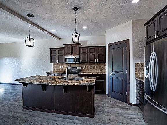 4th image of 6649 N Madellaine Dr