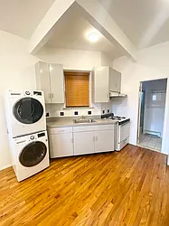 Rented by MOTION New York