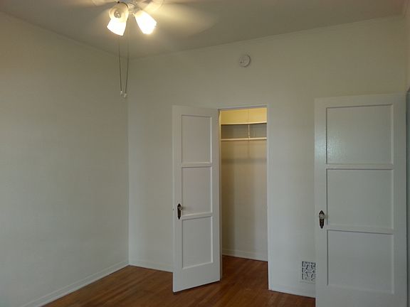 4th image of 640 S Detroit St APT 102