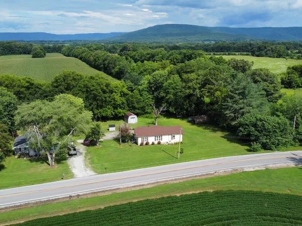 990 Rutledge Ford Rd, Decherd, TN 37324