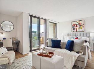 1250 4th St SW #W513, Washington, DC 20024