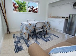 8225 SW 41st St #B, Miami, FL 33155