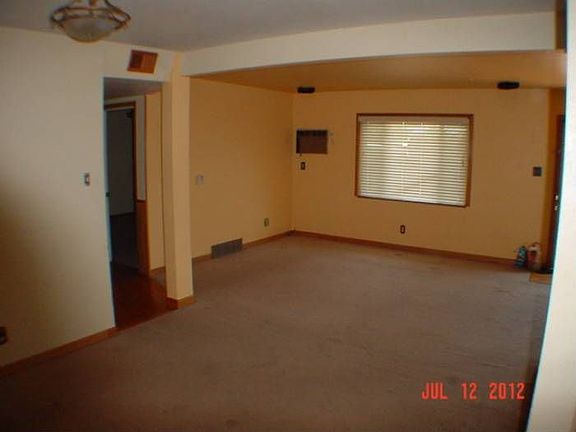Living /dining area