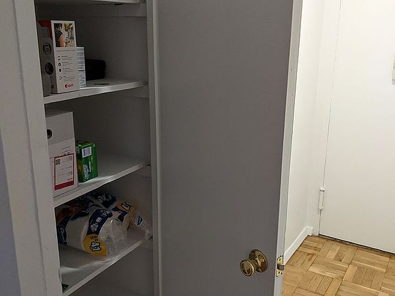 3rd image of 400 E 55th St APT 8E