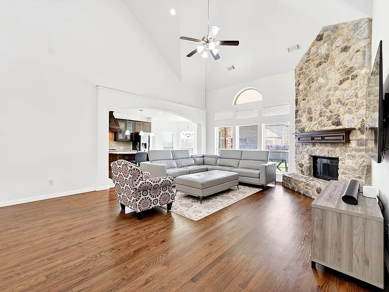 12305 Belmeade Dr — Photo 18