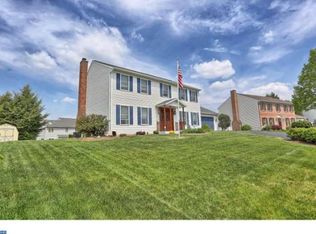 3 Saint James Pl, Sinking Spring, PA 19608