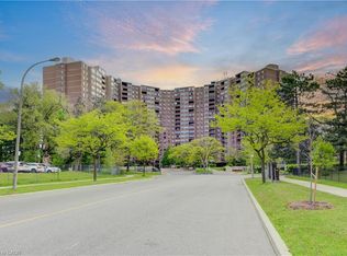 716 The West Mall #1109, Etobicoke, ON M9C4X6