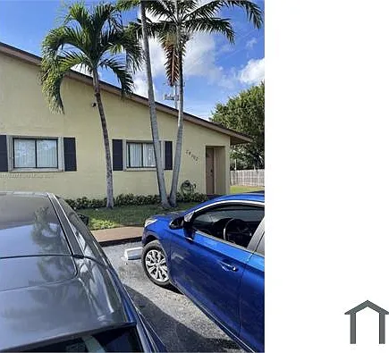 28002 SW 140th Ct — Photo 1