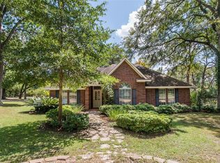 1951 Country Club Rd, Brenham, TX 77833