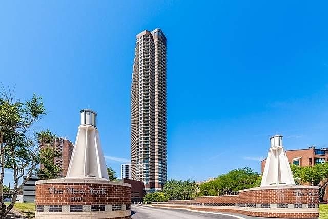 1st image of 3660 N Lake Shore Dr APT 614