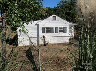 709 A St, Bessemer City, NC