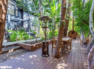 1908 Hillcrest Road, Los Angeles, CA 90068