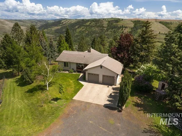 2091 S Grade Rd, Juliaetta, ID 83535