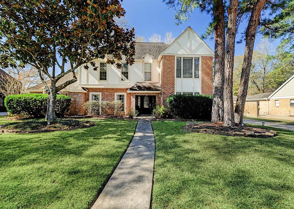 1st image of 3611 Deerbrook Dr