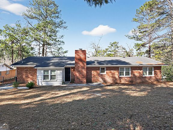 3rd image of 2350 Golden Camp Rd