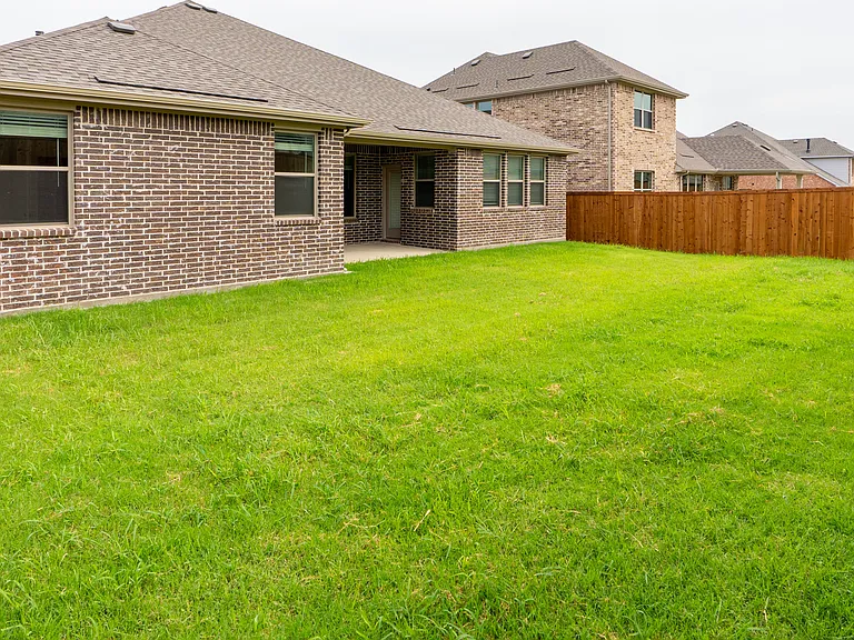 1532 Bushman Ln — Photo 32