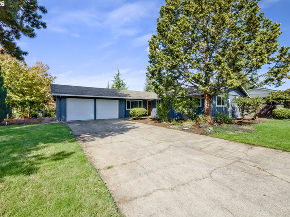 1035 NW 20th St, McMinnville, OR 97128
