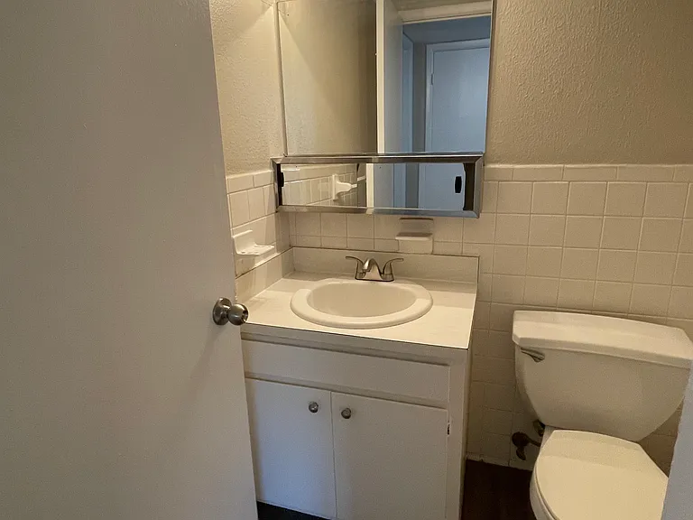 The Avery — Photo 37