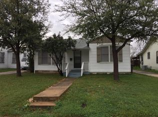 427 W Norwood Ct, San Antonio, TX 78212