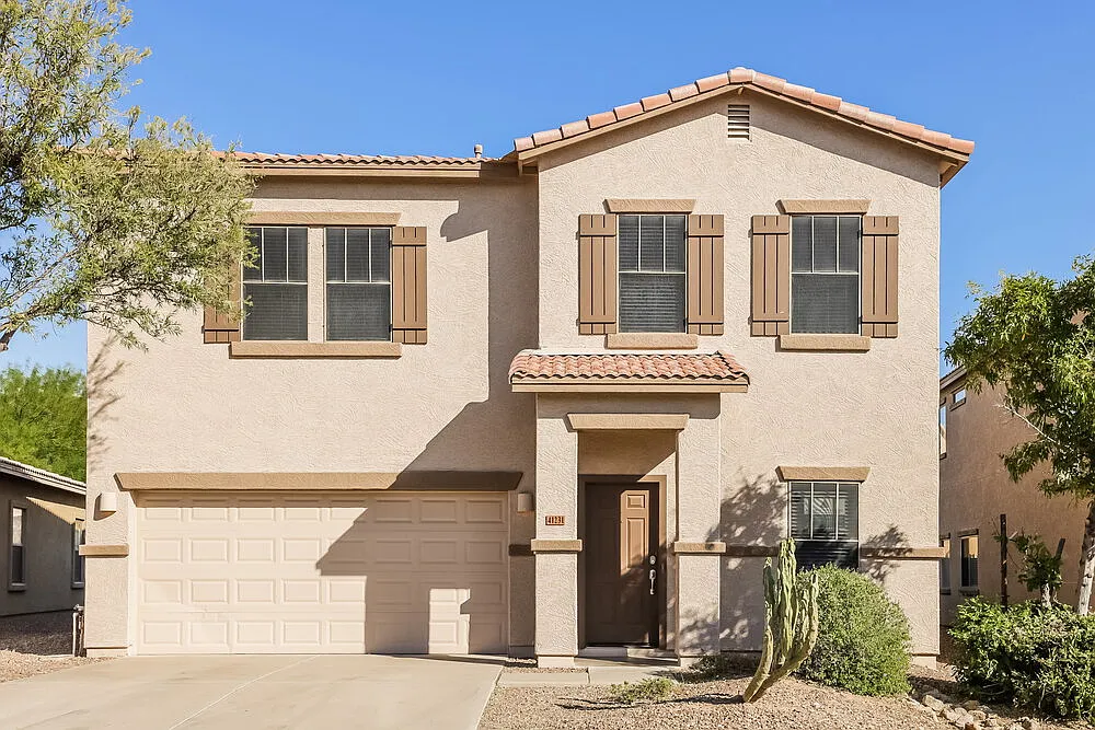 4 bed, 2.5 bath, 2567 sqft, $2,910 — Photo 1